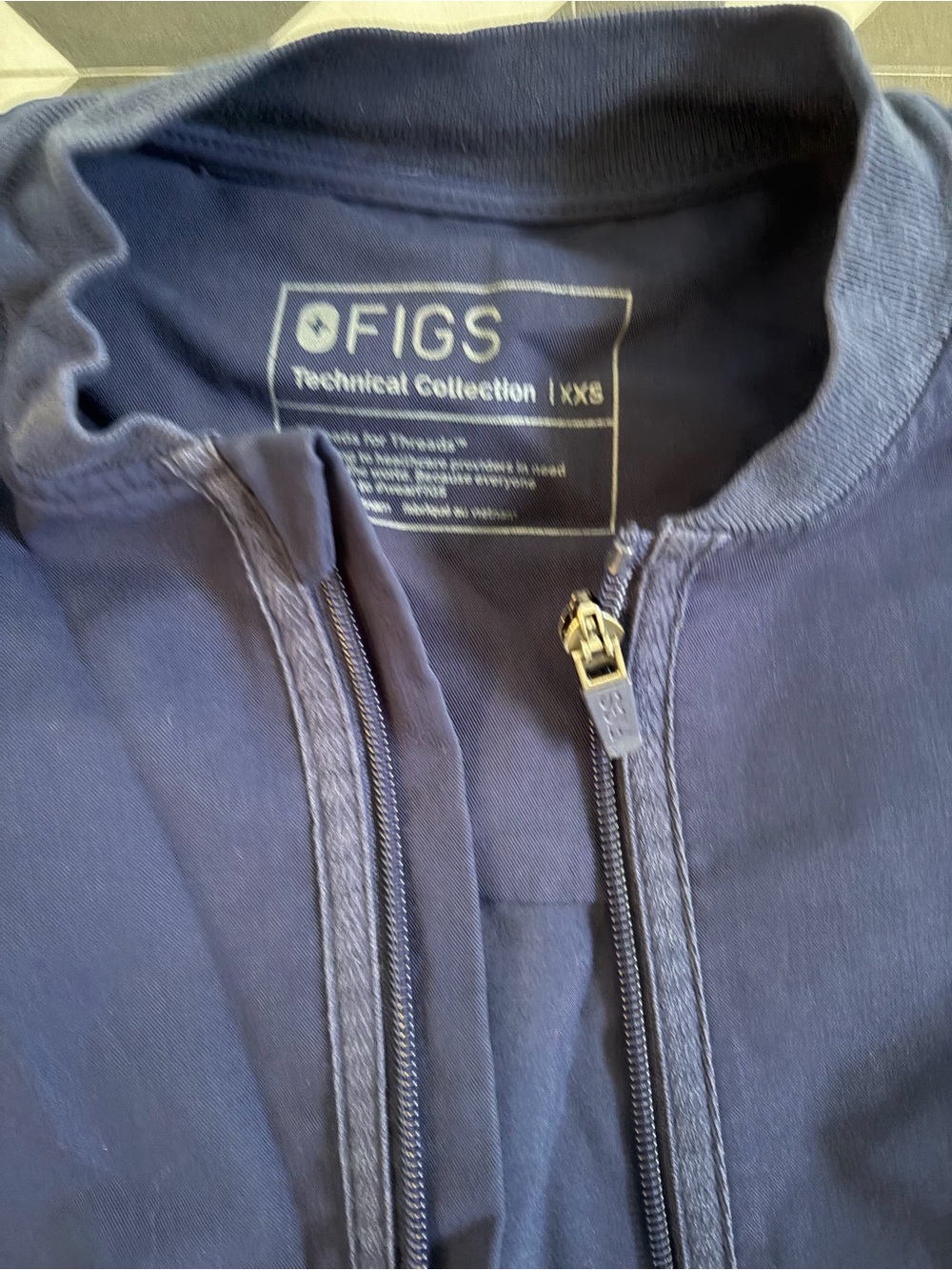 FIGS Womens Navy Zip-Front Jacket - Picture 2 of 2
